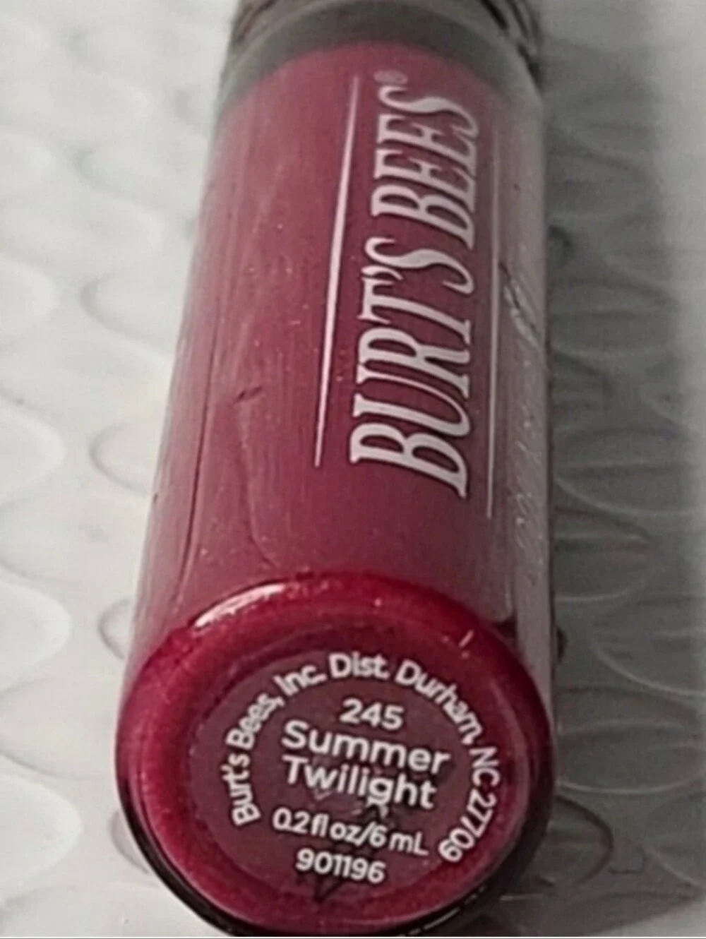 💋5/$25 Bert's Bees Lip Gloss In Summer Twilight